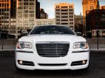 Chrysler 300C Motown 2013 года